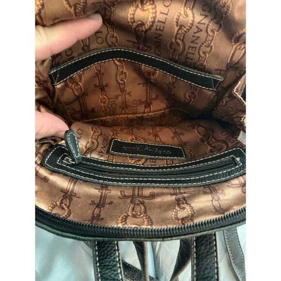 TIGANANELLO small women’s/girls backpack with minimal defaults - Picture 9 of 11